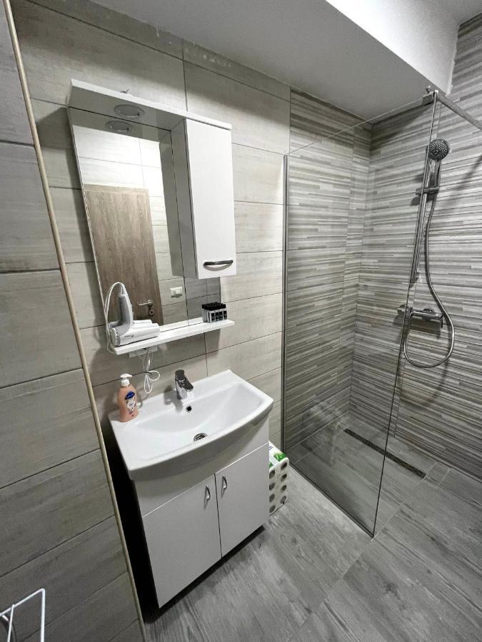 Darki Apartments 2 - Very Central Stay With Free Parking Ohrid Exterior foto